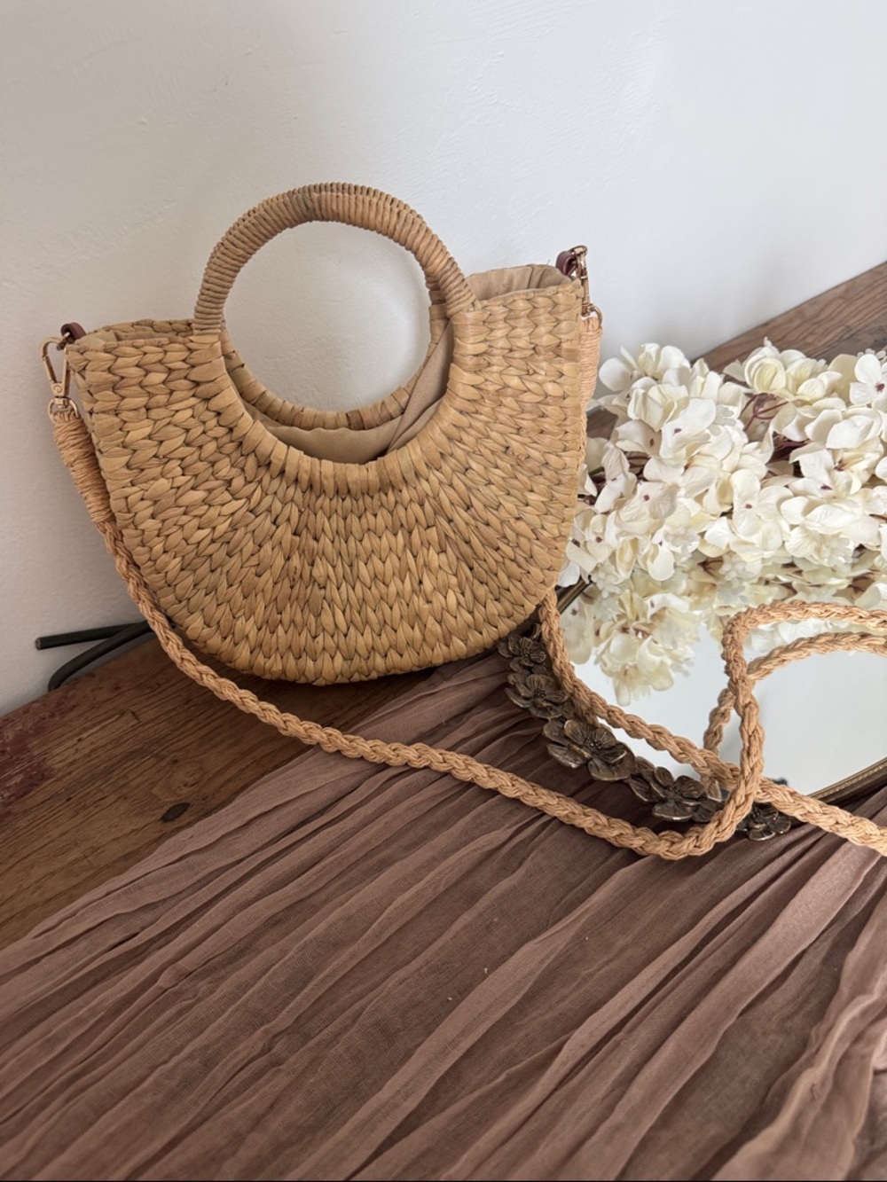 Natural Woven Round-Handle Crossbody Bag - Straw: wicker - Picture 7 of 8
